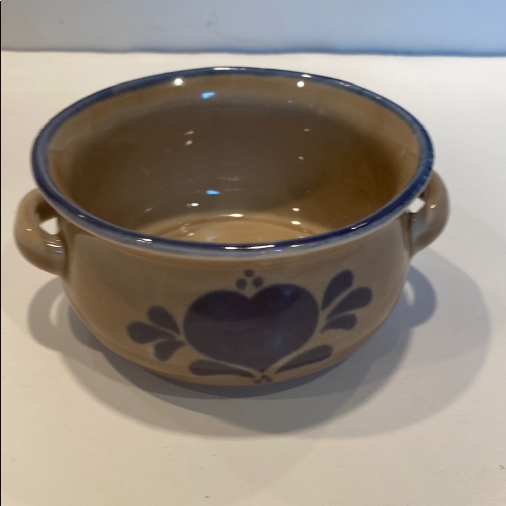 Vintage 1986 NCE Double-Handled Crock Bowl